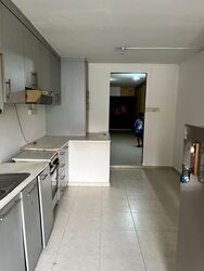Jurong East Street 31 (D22), Shop House #557042601